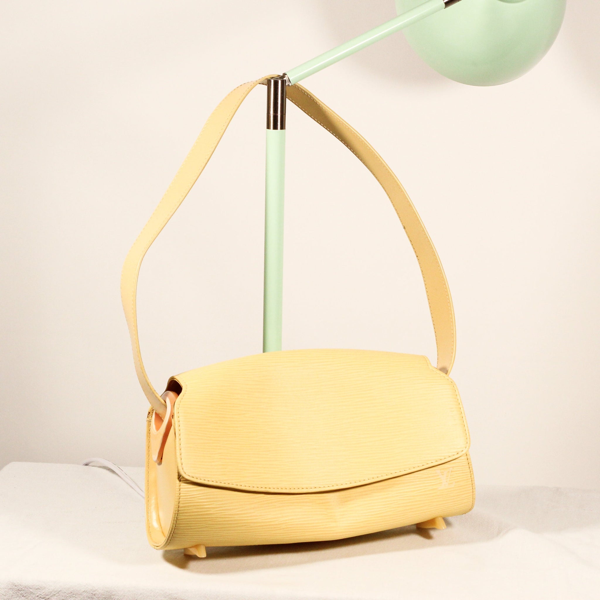 Nocturne PM Epi – Keeks Designer Handbags